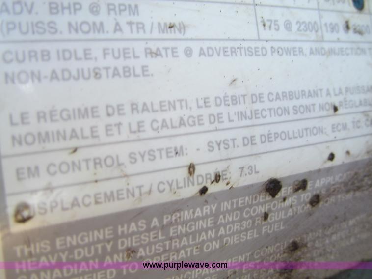 image for item A8365 2000 International Navistar 3800 school bus