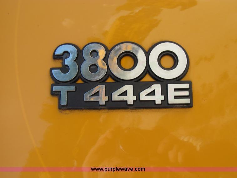 image for item A8365 2000 International Navistar 3800 school bus