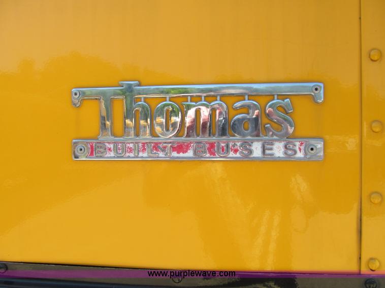 image for item A8367 2003 Thomas Saf-T-Liner school bus