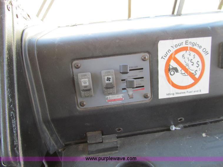 image for item A8367 2003 Thomas Saf-T-Liner school bus