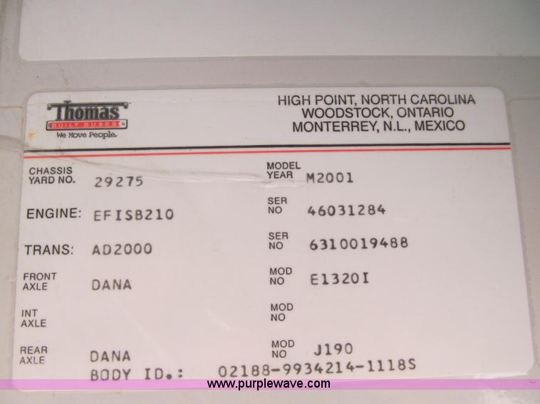 image for item A8368 2001 Thomas Built Saf-T-Liner school bus