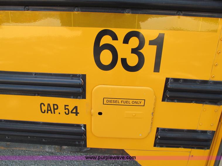 image for item A8369 2000 International Navistar 3800 school bus