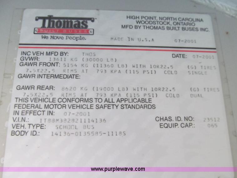 image for item A8371 2002 Thomas Built Saf-T-Liner school bus