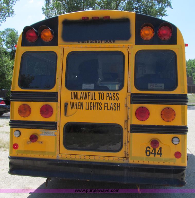 image for item A8372 2001 GMC Savana 3500 school bus