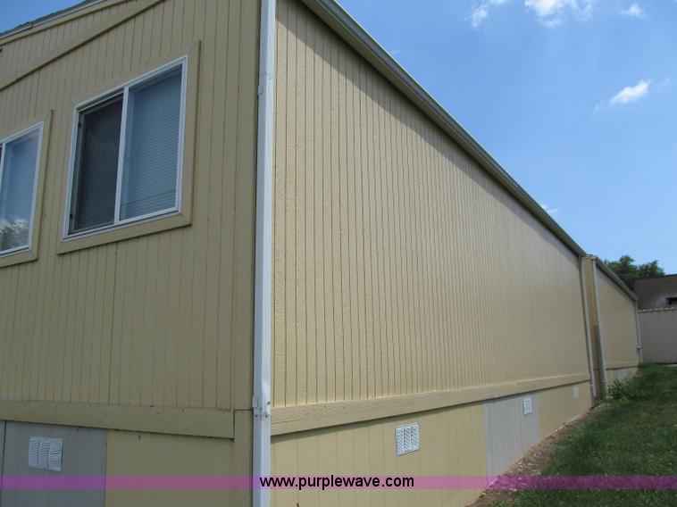 image for item A8378 Techinal Space 24' x 40' modular classroom