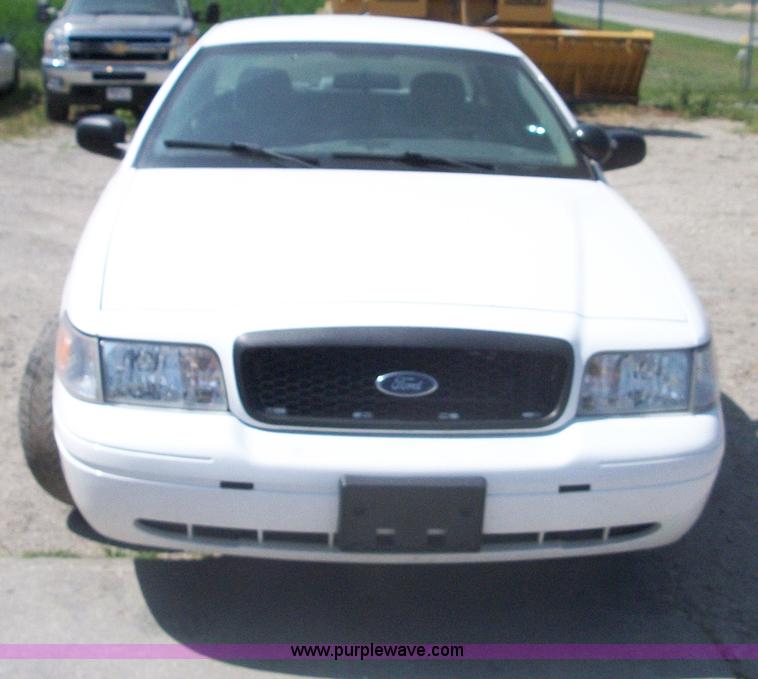 image for item B1380 2008 Ford Crown Victoria Police Interceptor