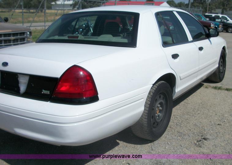 image for item B1408 2009 Ford Crown Victoria Police Interceptor