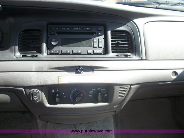 image for item B1408 2009 Ford Crown Victoria Police Interceptor