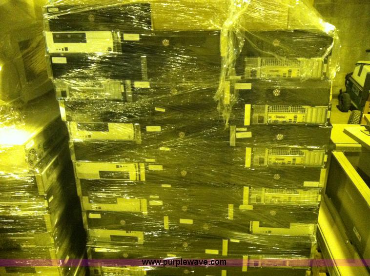 image for item B1420 (107) computers and keyboards