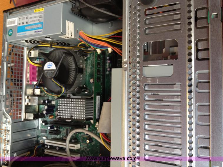 image for item B1420 (107) computers and keyboards