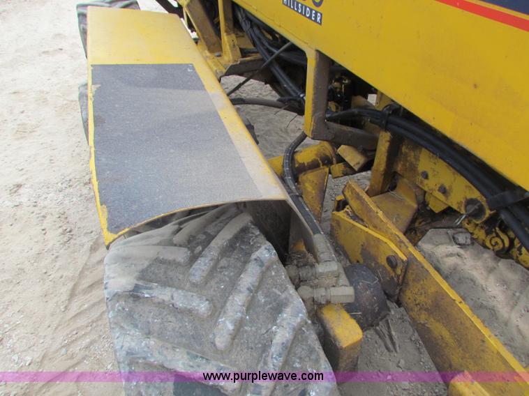 image for item B1425 2006 Hustler 6400 Hill Sider lawn mower