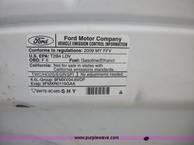 image for item B1426 2009 Ford Crown Victoria Police Interceptor