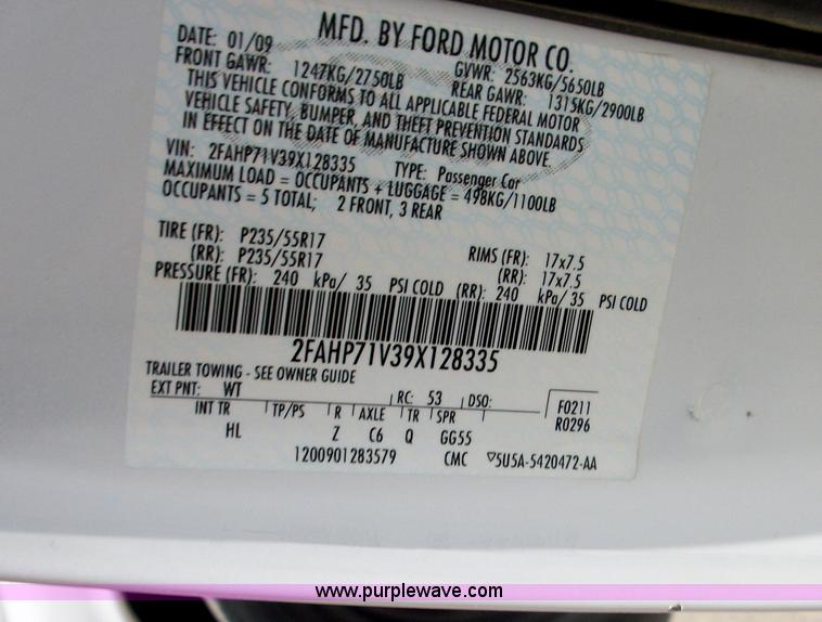 image for item B1426 2009 Ford Crown Victoria Police Interceptor