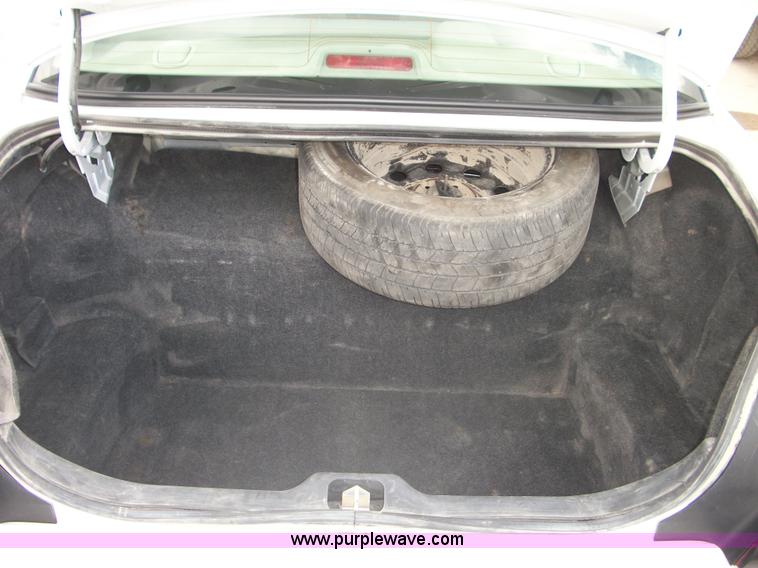 image for item B1426 2009 Ford Crown Victoria Police Interceptor