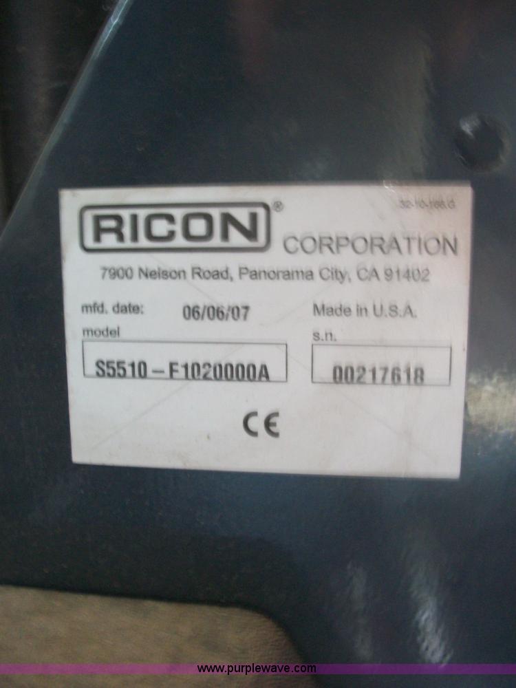 image for item B1428 2007 Ford E450 Super Duty transit bus