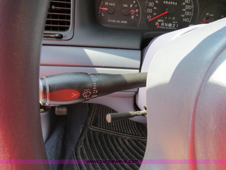 image for item B2433 2001 Ford Crown Victoria Police Interceptor