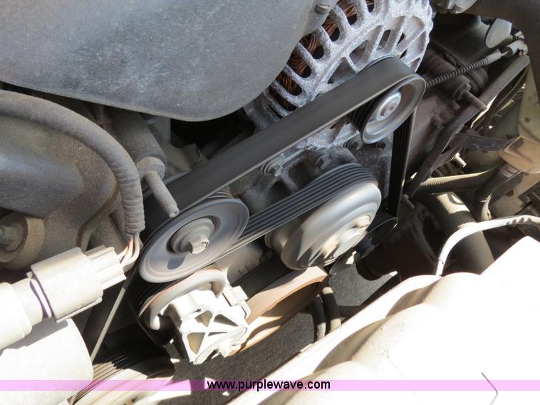 image for item B2433 2001 Ford Crown Victoria Police Interceptor