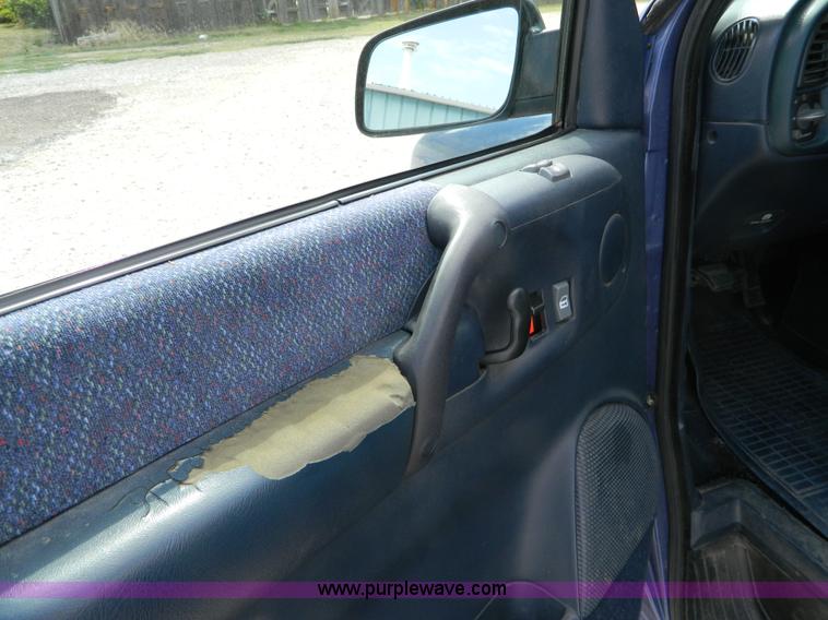 image for item B3814 1996 Chevrolet Astro van