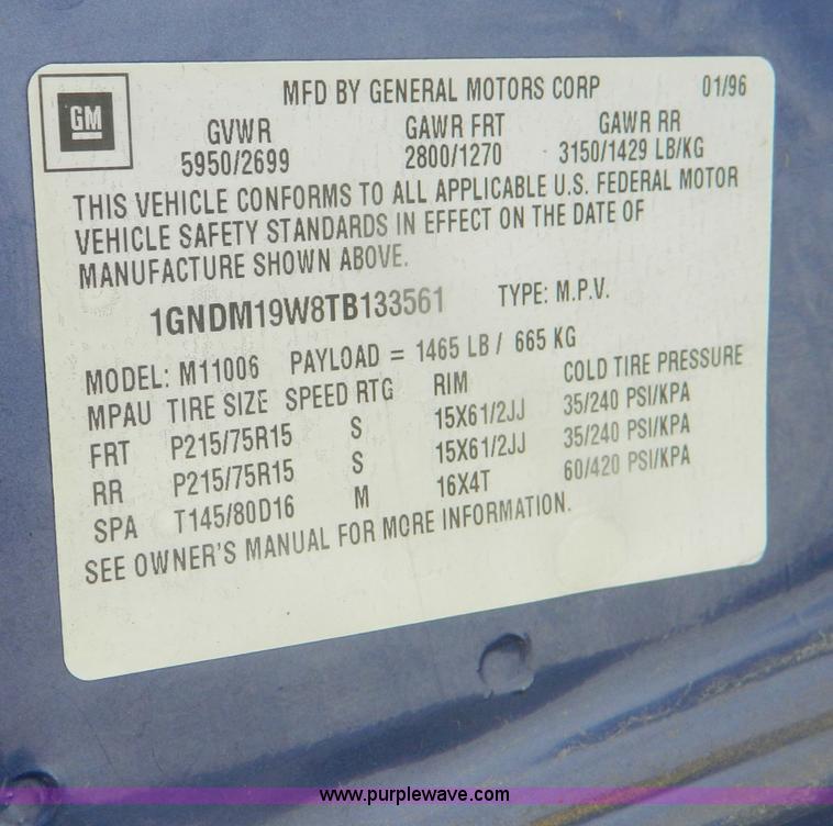 image for item B3814 1996 Chevrolet Astro van