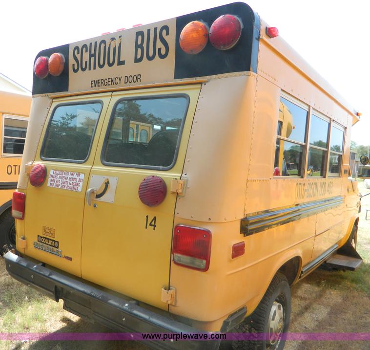 image for item B3817 1993 Chevrolet G30 bus