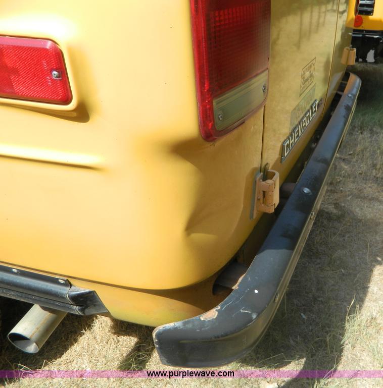 image for item B3817 1993 Chevrolet G30 bus
