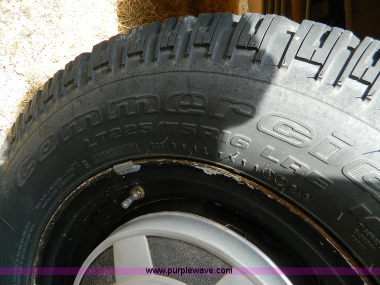 image for item B3817 1993 Chevrolet G30 bus