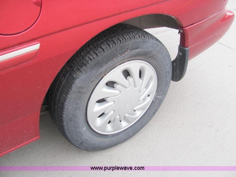 image for item C2571 1998 Ford Winstar mini van