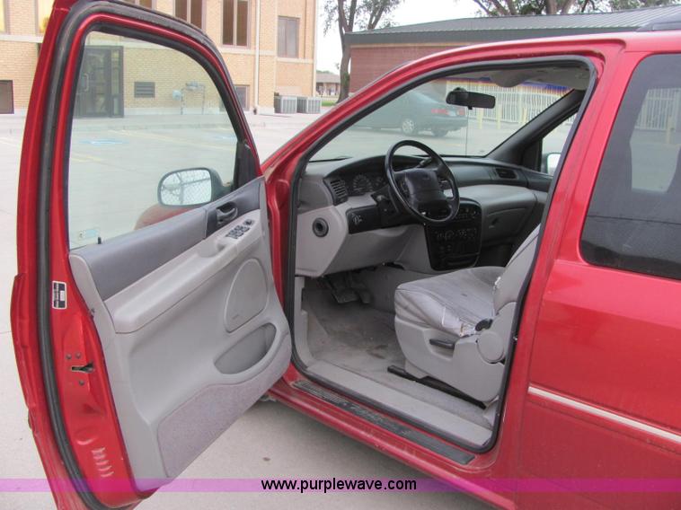 image for item C2571 1998 Ford Winstar mini van
