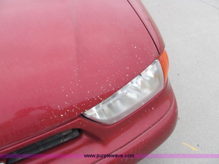 image for item C2571 1998 Ford Winstar mini van