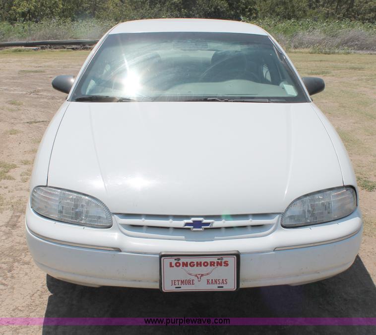 image for item C2583 2000 Chevrolet Lumina