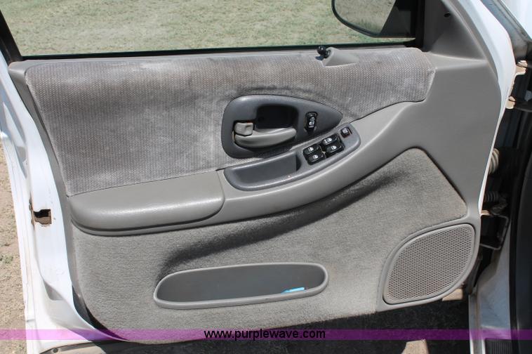 image for item C2583 2000 Chevrolet Lumina