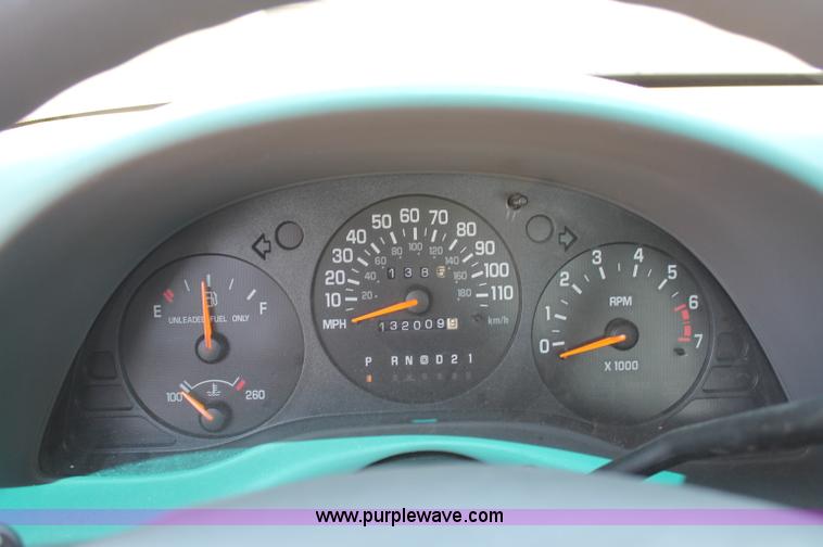 image for item C2583 2000 Chevrolet Lumina