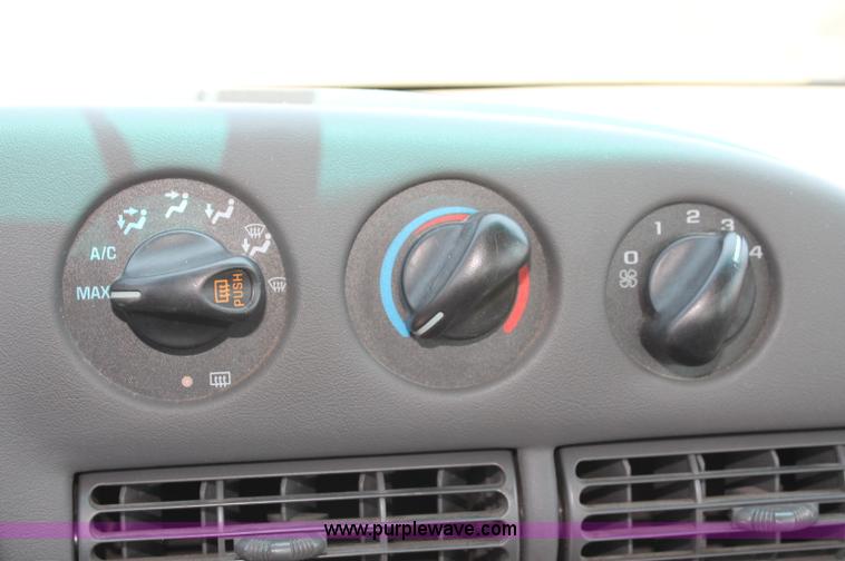 image for item C2583 2000 Chevrolet Lumina