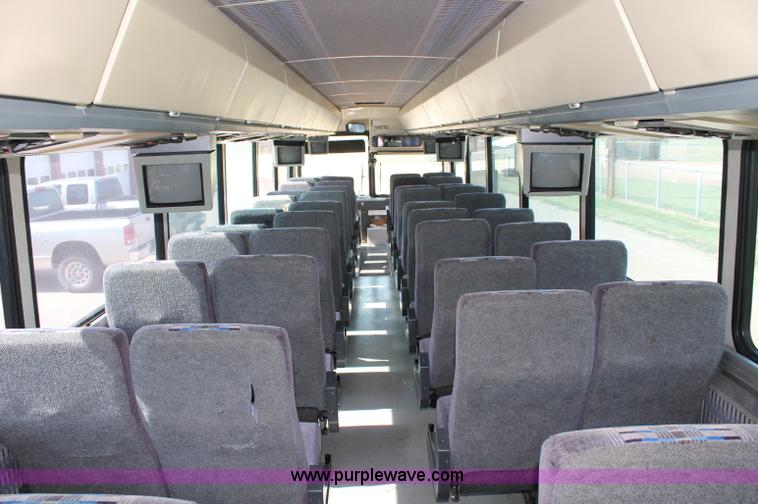 image for item C2584 1989 MCI MC-9 motor coach bus