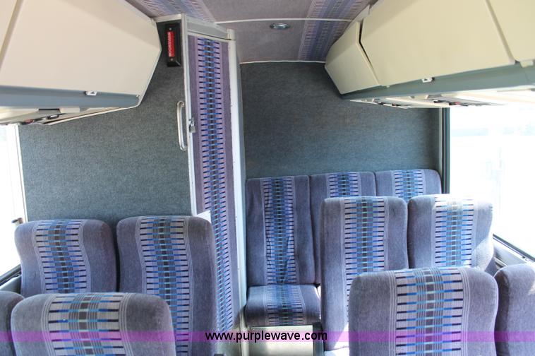 image for item C2584 1989 MCI MC-9 motor coach bus