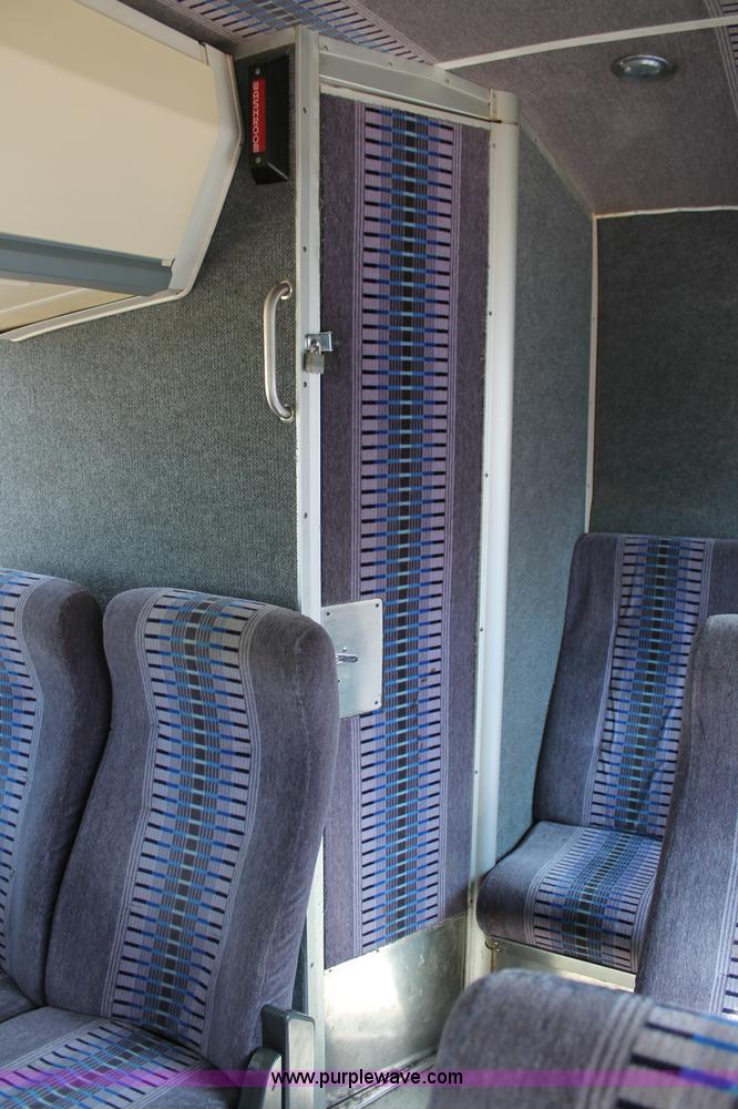 image for item C2584 1989 MCI MC-9 motor coach bus