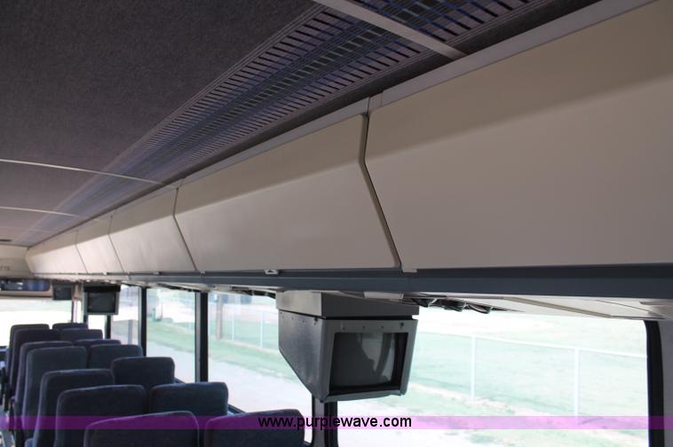 image for item C2584 1989 MCI MC-9 motor coach bus