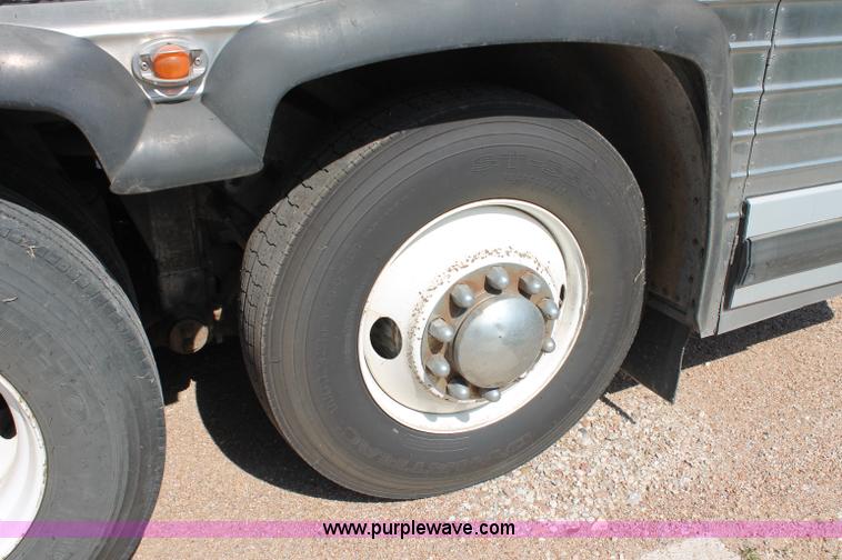 image for item C2584 1989 MCI MC-9 motor coach bus