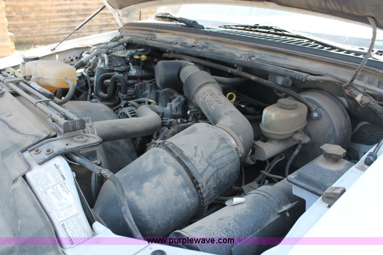 image for item C2693 2002 Ford Excursion XLT SUV