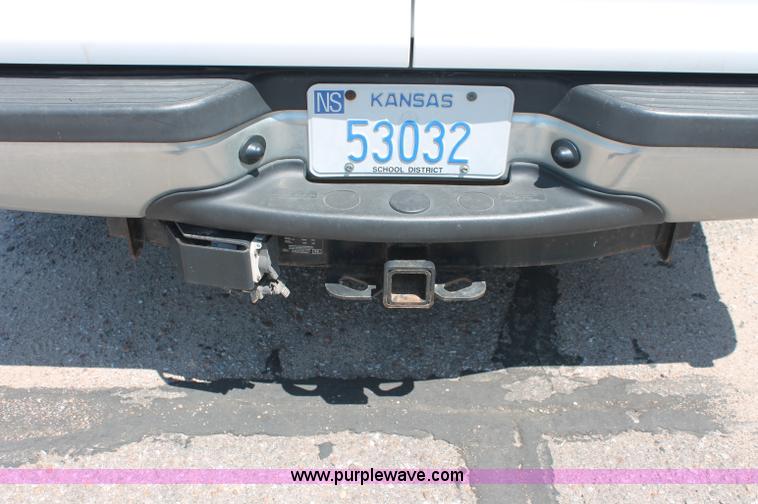 image for item C2693 2002 Ford Excursion XLT SUV