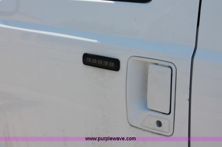 image for item C2693 2002 Ford Excursion XLT SUV