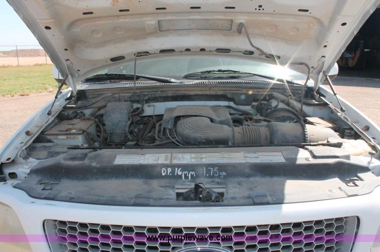 image for item C2696 1999 Ford F150 XLT extended cab pickup truck