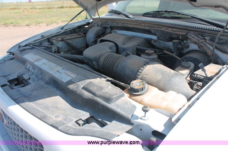 image for item C2696 1999 Ford F150 XLT extended cab pickup truck