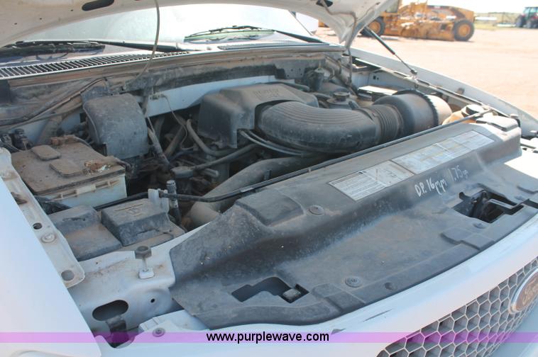 image for item C2696 1999 Ford F150 XLT extended cab pickup truck