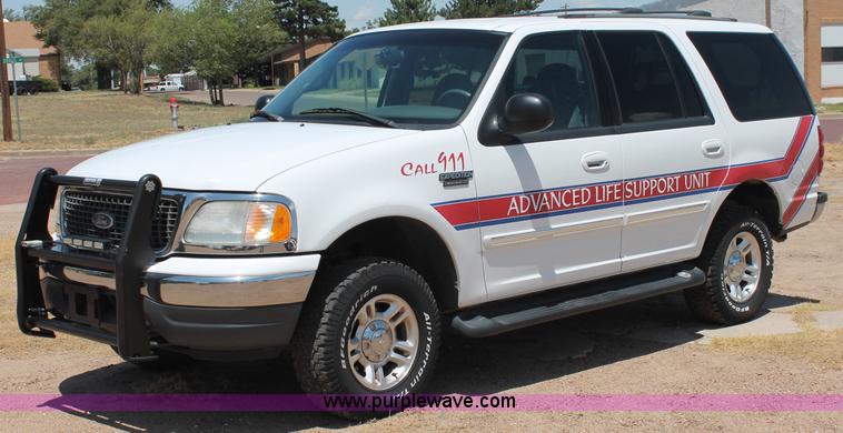 image for item C2700 2000 Ford Expedition XLT SUV