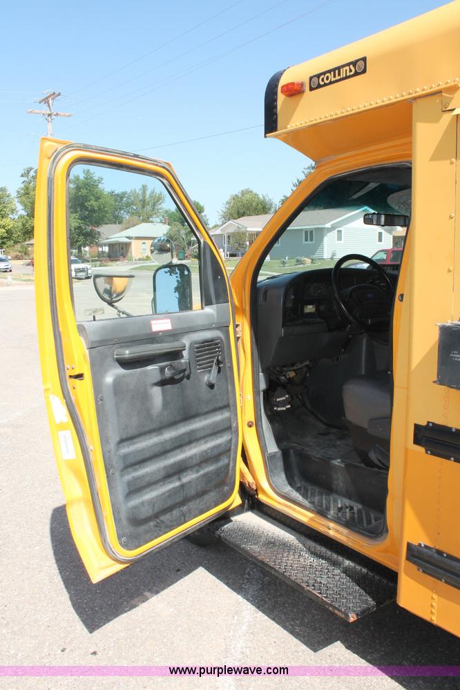 image for item C2718 1993 Ford E350 Econoline school bus