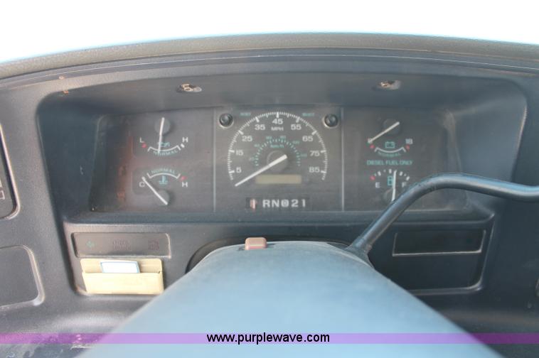 image for item C2718 1993 Ford E350 Econoline school bus