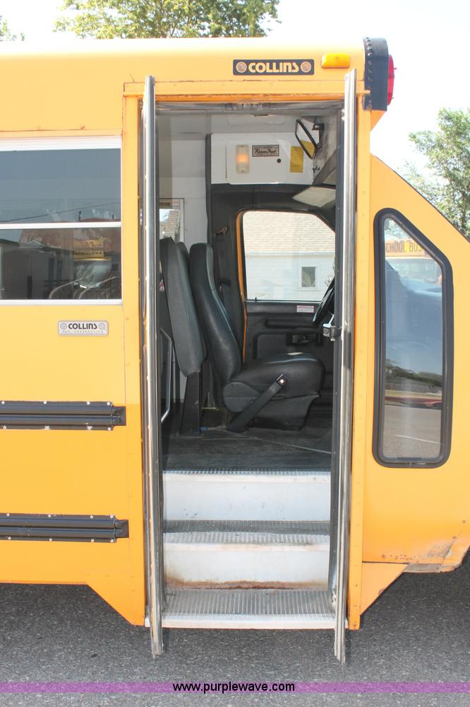 image for item C2718 1993 Ford E350 Econoline school bus