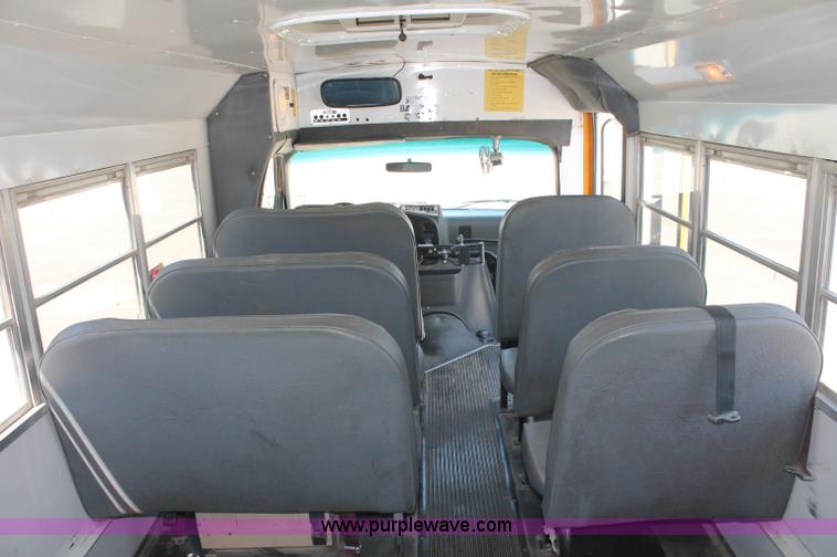 image for item C2718 1993 Ford E350 Econoline school bus