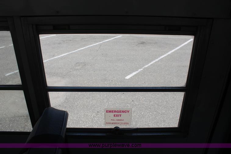 image for item C2718 1993 Ford E350 Econoline school bus